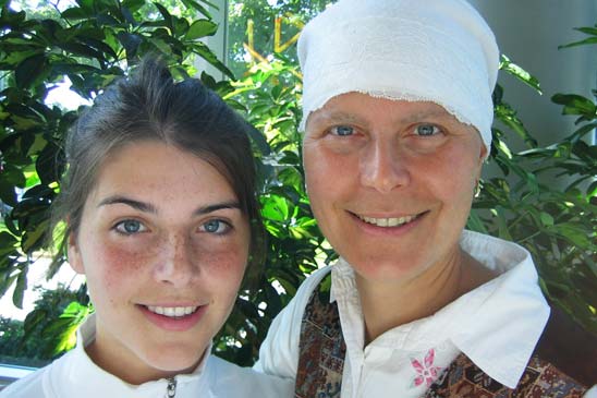 Rosemarie and her lovely daugher. Rosemarie is just starting to regrow her eyebrows and other hair 